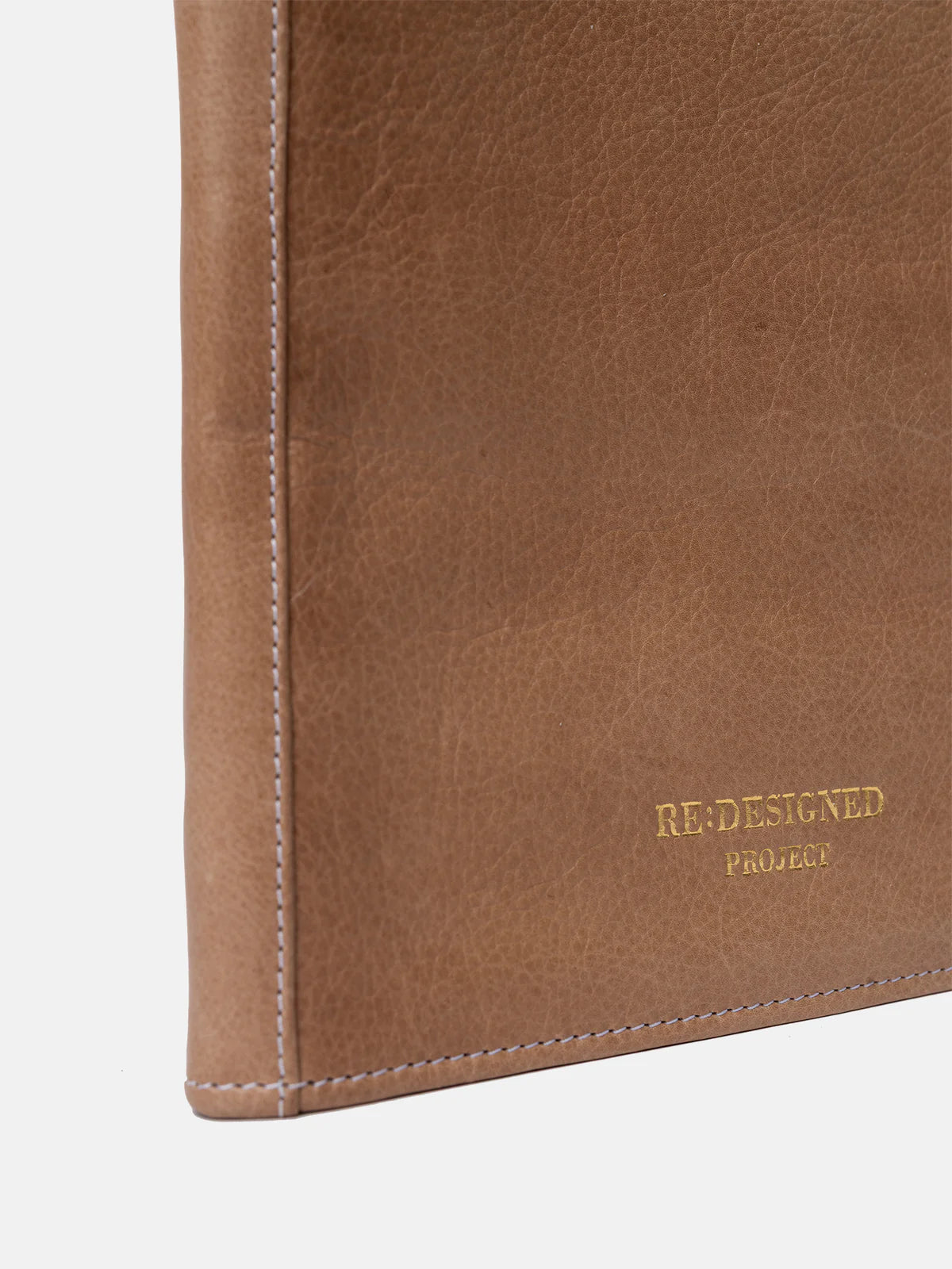 PROJECT PO103 - Taupe -